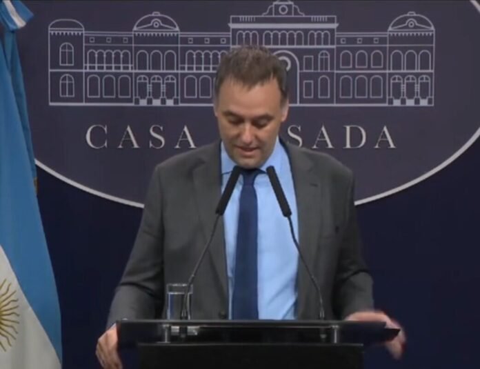 ADORNI ANUNCIO QUE LOS PRESOS DEJARAN DE COBRAR PLANES SOCIALES