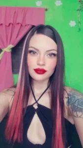 Karla fue víctima de amenazas durante años por parte de su ex. 