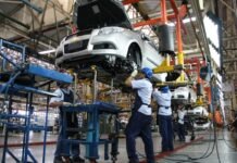 Se desploma la industria automotriz un 30,1% interanual en enero