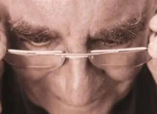 El PAMI le gusta jugar con los abuelos.