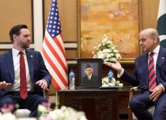 Continúan las negociaciones entre EEUU e Irán.