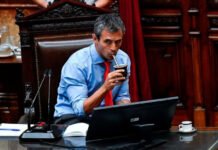 El gobierno quiere aprobar una ley para que los periodistas presenten declaración jurada.