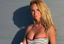 Sabrina Rojas sorprendió con microbikinis explosivas.