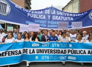 El Gobierno ofreció a las universidades un aumento a cambio de que retiren la demanda judicial.
