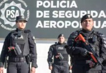 Detienen a un pasajero que intentó abordar un vuelo con un arma cargada.
