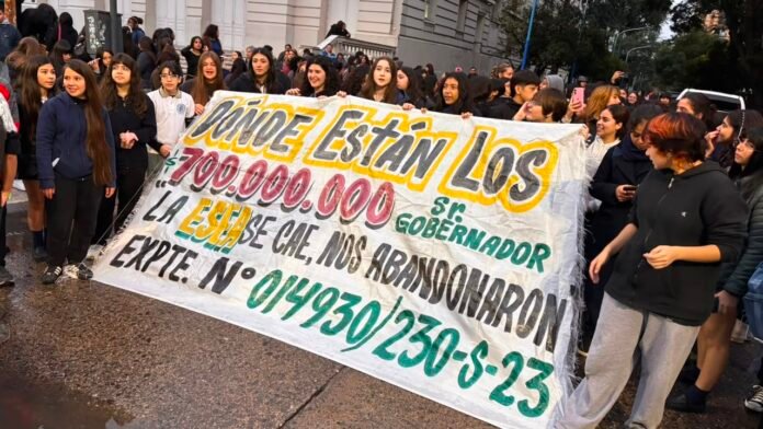 jaldo donde estas los 700 millones