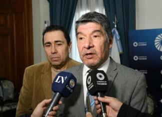 El murmullo de Miguel Acevedo.