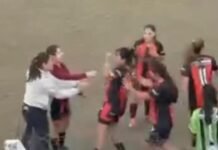 Batalla campal en el fútbol femenino en Banda de Río Sali (video).