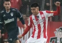 El Santo rezó, lucho y corrió … pero el gol nunca apareció.