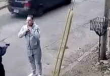 Menor armado atacó a un hombre, le robó el celular y lo obligó a desbloquearlo (video).