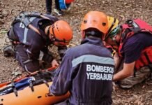 Rescate de una menor en un sendero de Yerba Buena.