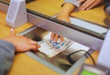 Bancos refinanciaron más de 500.000 créditos morosos.