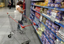 Súpers argentinos: caen las ventas y pierden 6.000 empleos.