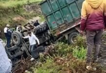 Ruta 325: un camión derrapó y terminó en la banquina