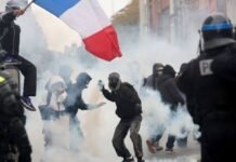 Nueva jornada de protestas en Francia: ya hay 135 detenidos.