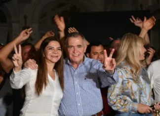 El doble juego de Jaldo: la falsa oposición y el Congreso libertario.