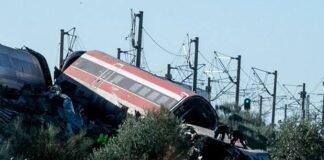 España de luto: ya son 64 los muertos en la tragedia ferroviaria.